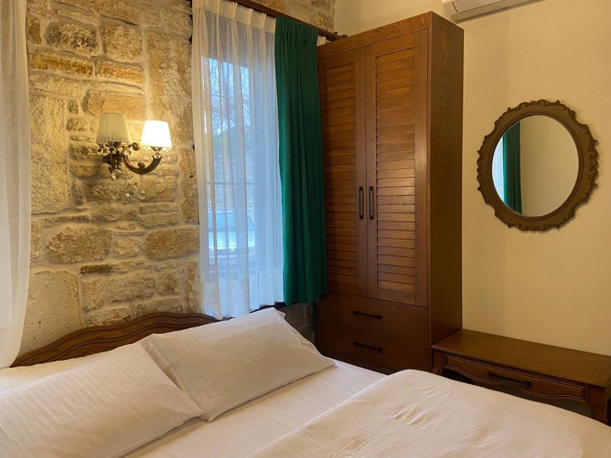 Dionysos 1789 Boutique Hotel Foca Exterior photo