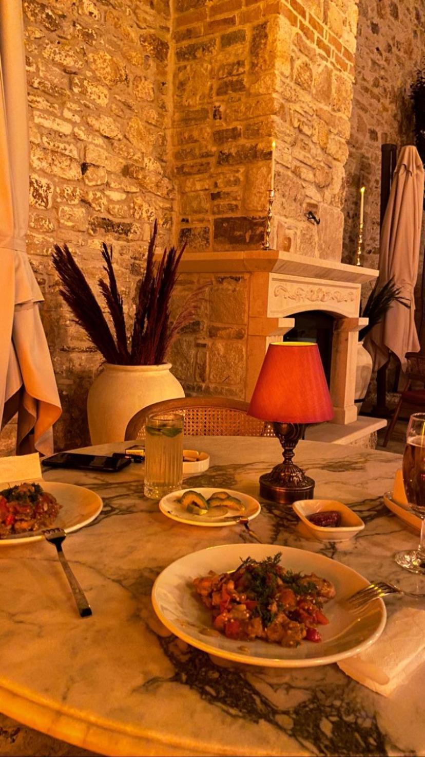 Dionysos 1789 Boutique Hotel Foca Exterior photo